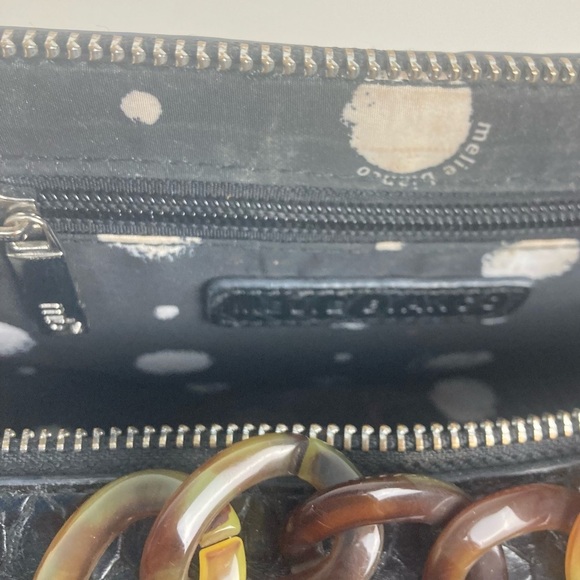 MELIE BIANCO Demi Snake Crossbody Bag with Acrylic Links Top Handle - Picture 10 of 14